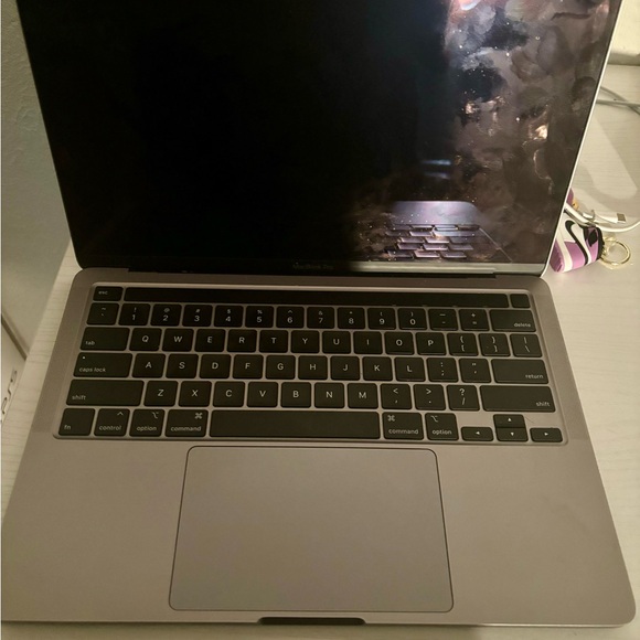 2020 macbook great condition don’t need it no more no box